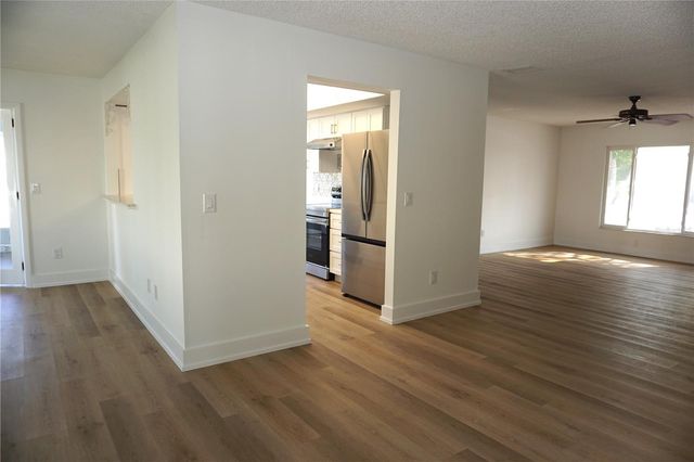 9182 42ND WAY N 5, Pinellas Park, FL 33782