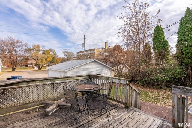 1322 15TH Street A, Moline, IL 61265