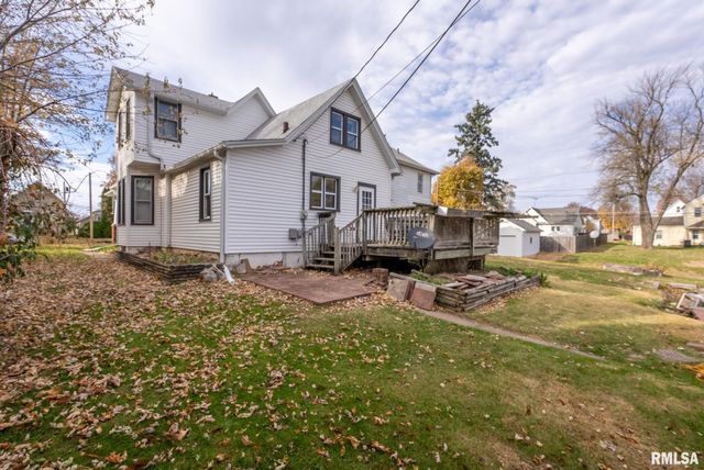 1322 15TH Street A, Moline, IL 61265