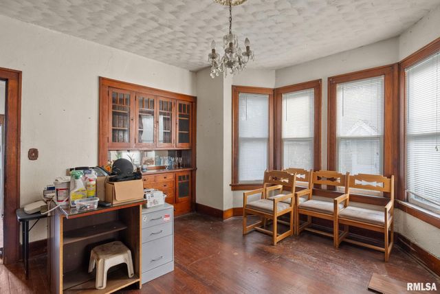 1322 15TH Street A, Moline, IL 61265