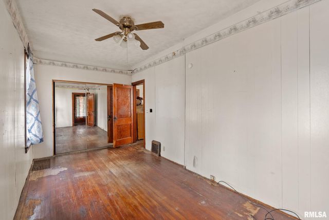 1322 15TH Street A, Moline, IL 61265