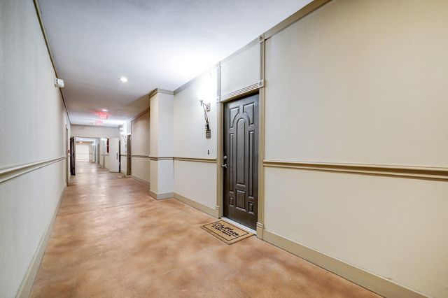 2299 Lone Star Drive 411, Sugar Land, TX 77479