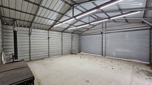 304 Willow Drive, Pottsboro, TX 75076