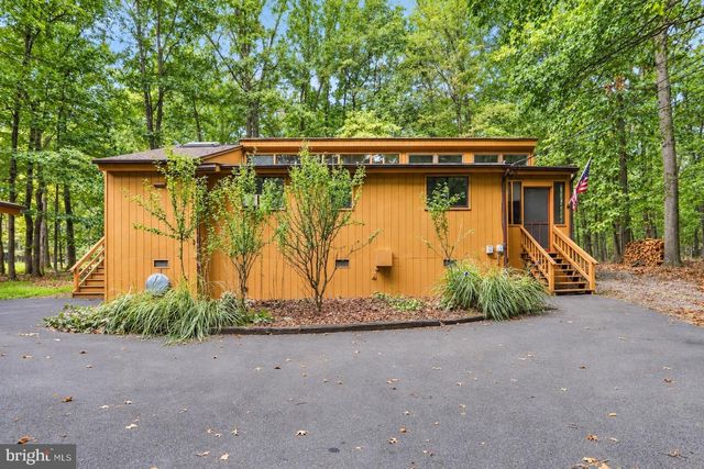 135 RUFFED GROUSE LN, Hedgesville, WV 25427