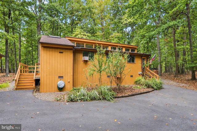 135 RUFFED GROUSE LN, Hedgesville, WV 25427