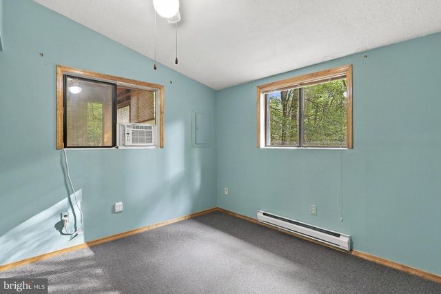 135 RUFFED GROUSE LN, Hedgesville, WV 25427