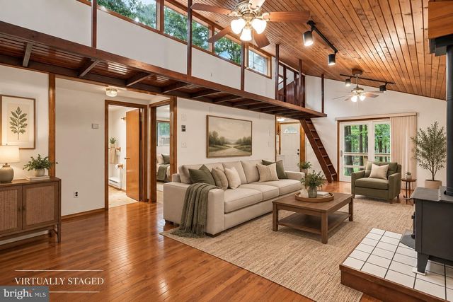 135 RUFFED GROUSE LN, Hedgesville, WV 25427