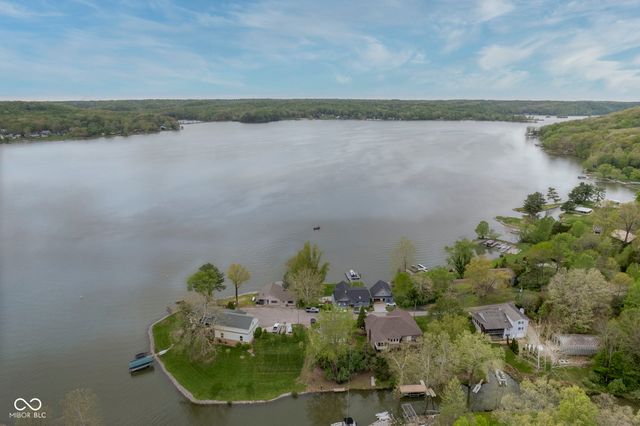 9548 E Northshore Drive, Unionville, IN 47468