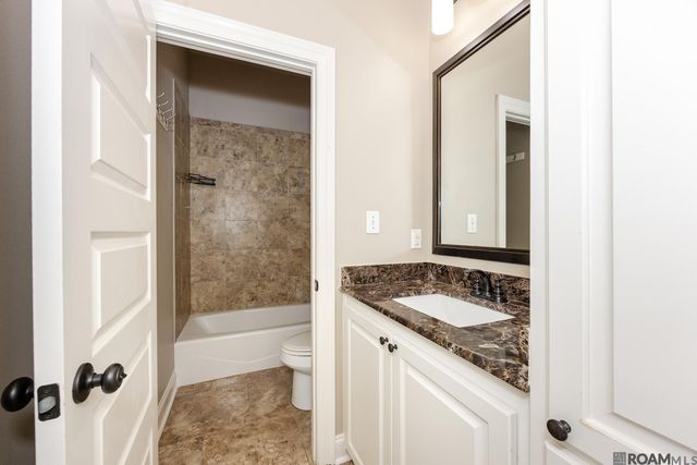16395 Pascal Dr, Prairieville, LA 70769