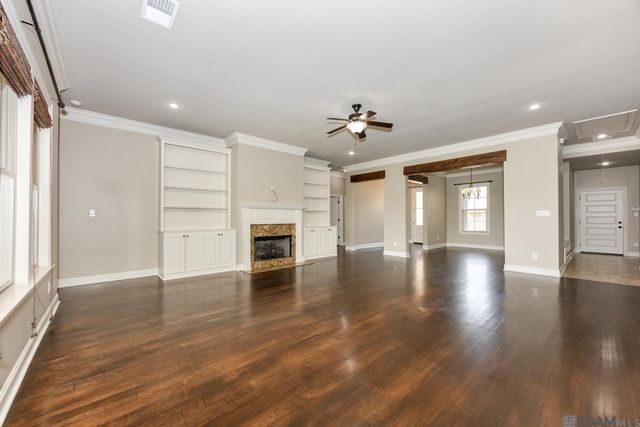16395 Pascal Dr, Prairieville, LA 70769