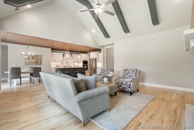 9056 E 62nd Place S, Tulsa, OK 74133