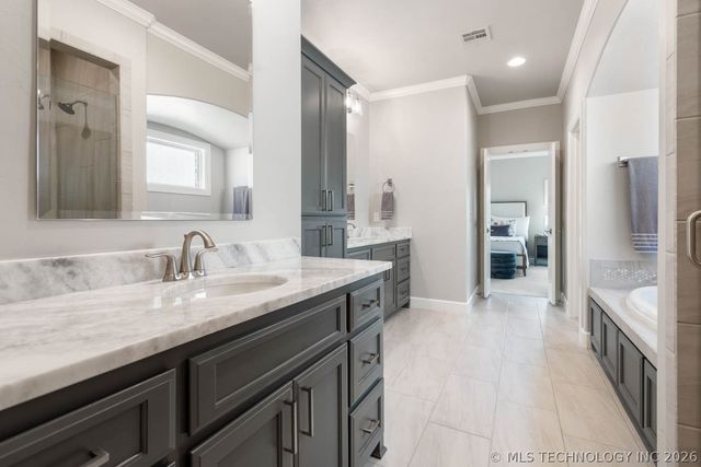 9056 E 62nd Place S, Tulsa, OK 74133