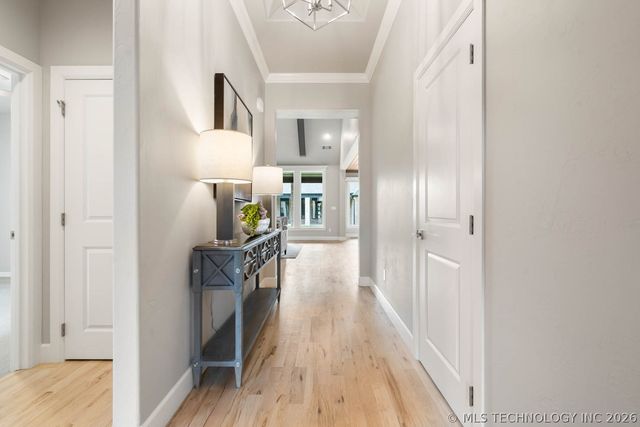 9056 E 62nd Place S, Tulsa, OK 74133