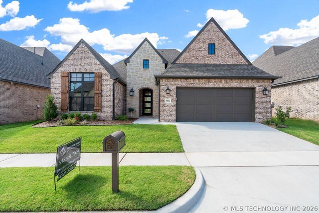 9056 E 62nd Place S, Tulsa, OK 74133