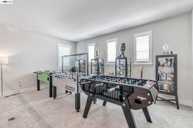 5645 Sierra Trail Way, Antioch, CA 94531