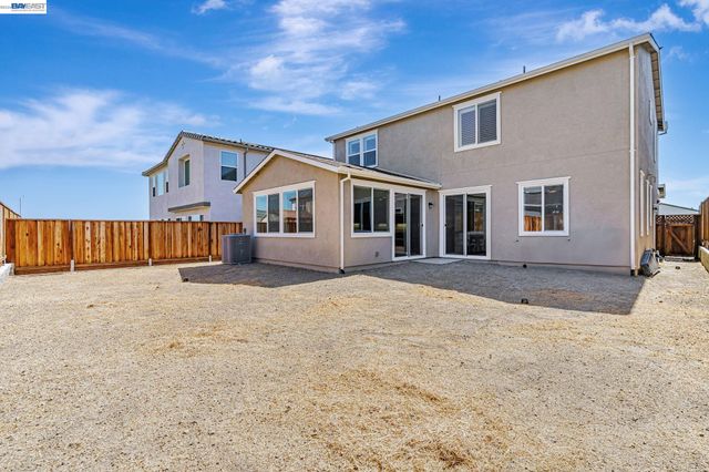 5645 Sierra Trail Way, Antioch, CA 94531