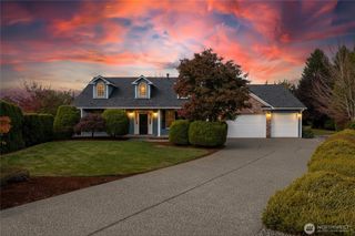 425 S 39th Place, Mount Vernon, WA 98274