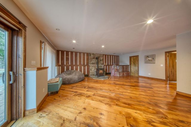 23 Fox Road, Florida, NY 10921