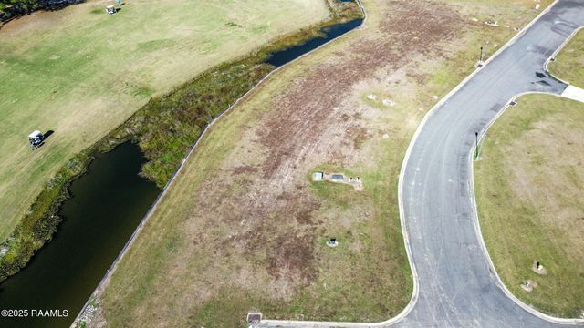 130 Wateredge Circle, Carencro, LA 70520