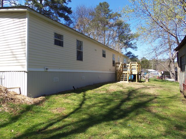 917 Raygan Drive, Tunnel Hill, GA 30755