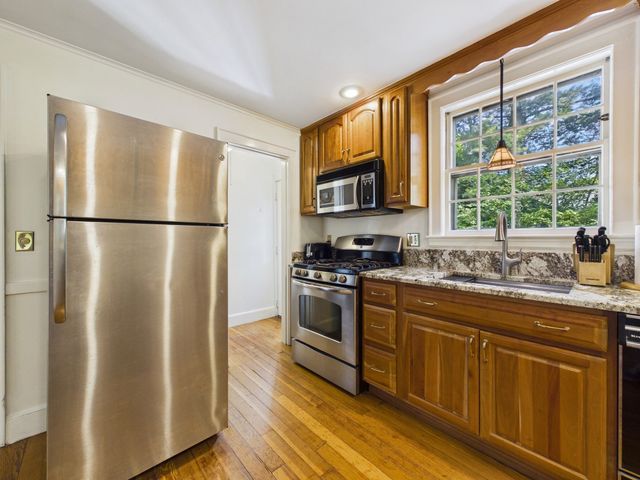 390 Marsh St, Belmont, MA 02478