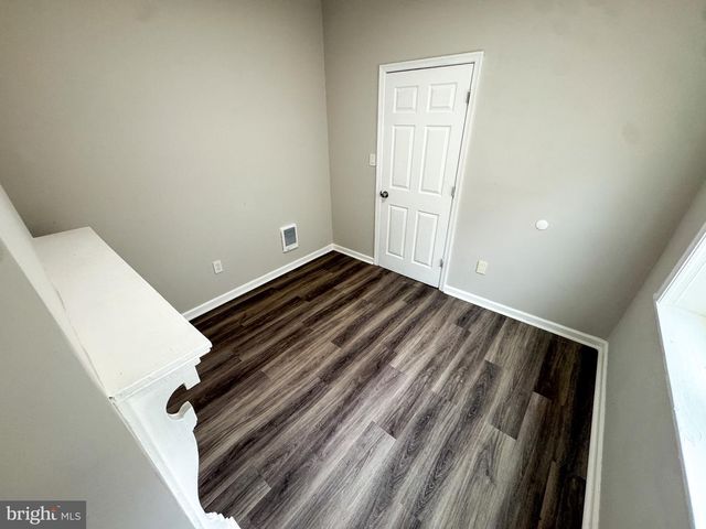 2538 N GRATZ ST, Philadelphia, PA 19132