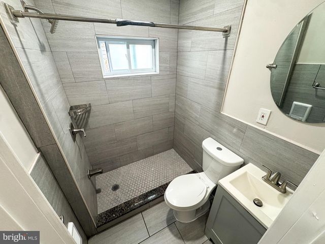 2538 N GRATZ ST, Philadelphia, PA 19132