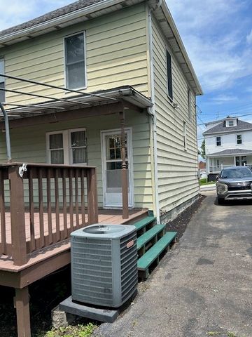 104 Whyle Ave, North Union Twp, PA 15401