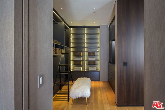 1877 Rising Glen Road, Los Angeles, CA 90069