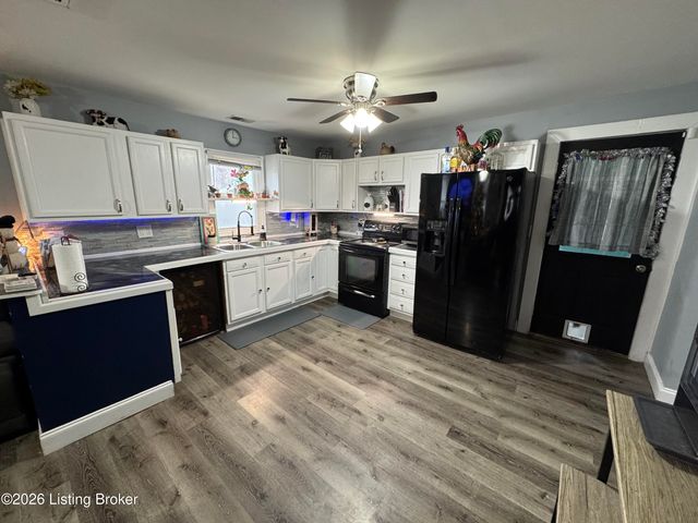 7007 Daisy Ave, Louisville, KY 40258