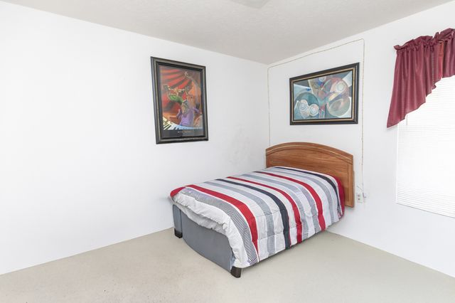 2128 Candlebrook Ct, Madison, TN 37115