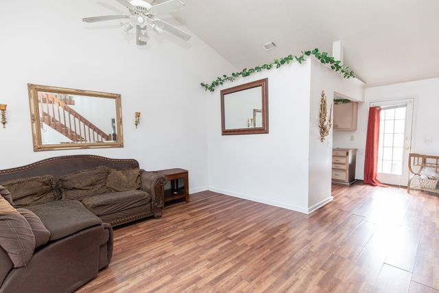 2128 Candlebrook Ct, Madison, TN 37115