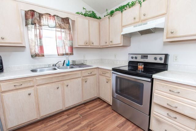 2128 Candlebrook Ct, Madison, TN 37115