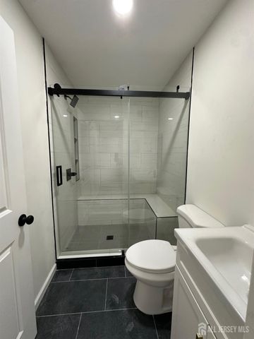 112 FAIRVIEW AVE Avenue 2, Middlesex, NJ 08854