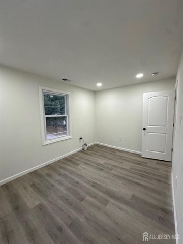 112 FAIRVIEW AVE Avenue 2, Middlesex, NJ 08854