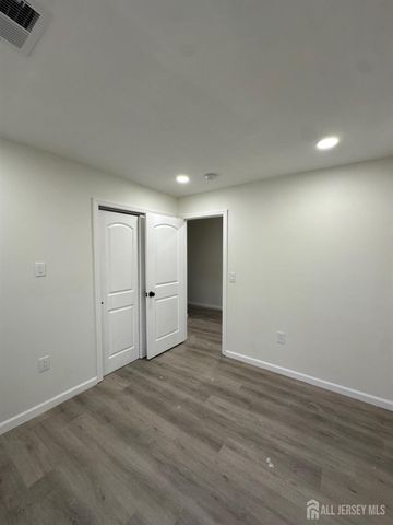 112 FAIRVIEW AVE Avenue 2, Middlesex, NJ 08854