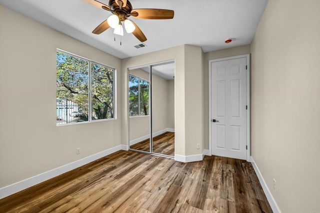 1898 Almagro Lane, Escondido, CA 92026