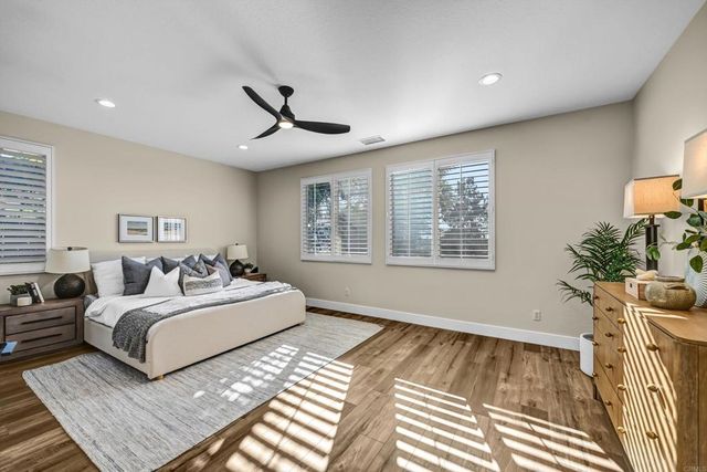 1898 Almagro Lane, Escondido, CA 92026