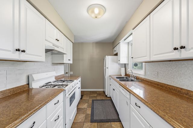 22977 Grandeur Avenue, Mattawan Vllg, MI 49071