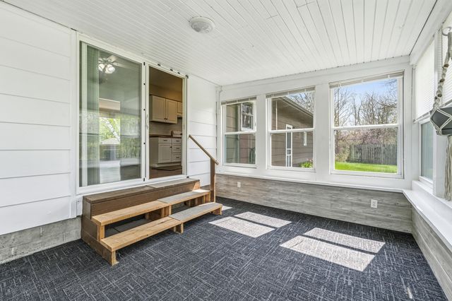 22977 Grandeur Avenue, Mattawan Vllg, MI 49071