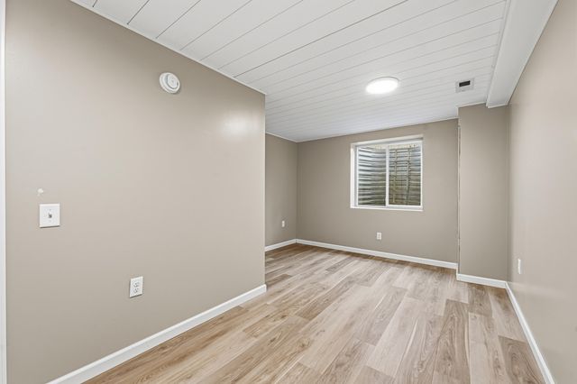 22977 Grandeur Avenue, Mattawan Vllg, MI 49071