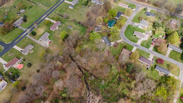 22977 Grandeur Avenue, Mattawan Vllg, MI 49071