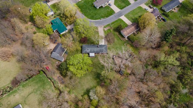 22977 Grandeur Avenue, Mattawan Vllg, MI 49071