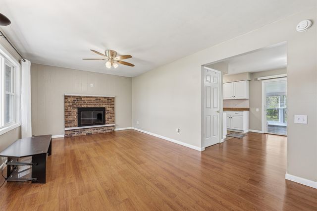 22977 Grandeur Avenue, Mattawan Vllg, MI 49071