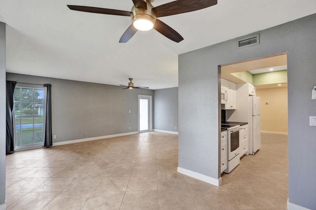 7018 NW 64th Street, Tamarac, FL 33321