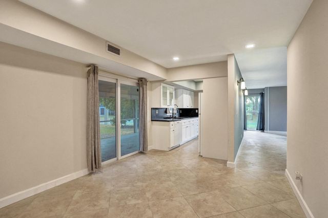 7018 NW 64th Street, Tamarac, FL 33321