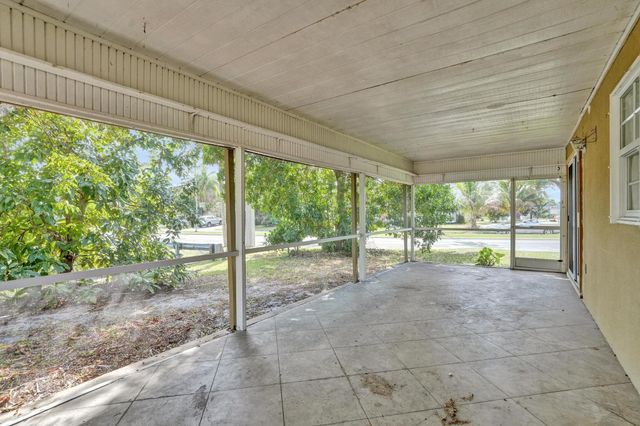 7018 NW 64th Street, Tamarac, FL 33321