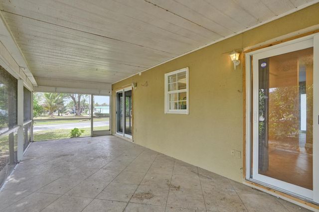 7018 NW 64th Street, Tamarac, FL 33321