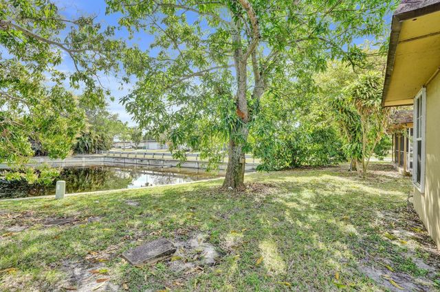 7018 NW 64th Street, Tamarac, FL 33321