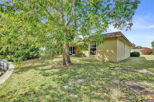 7018 NW 64th Street, Tamarac, FL 33321
